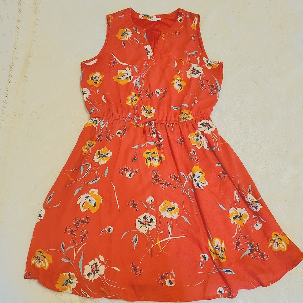 Maurices Medium Women's Summer Dress. Coral Floral. EUC